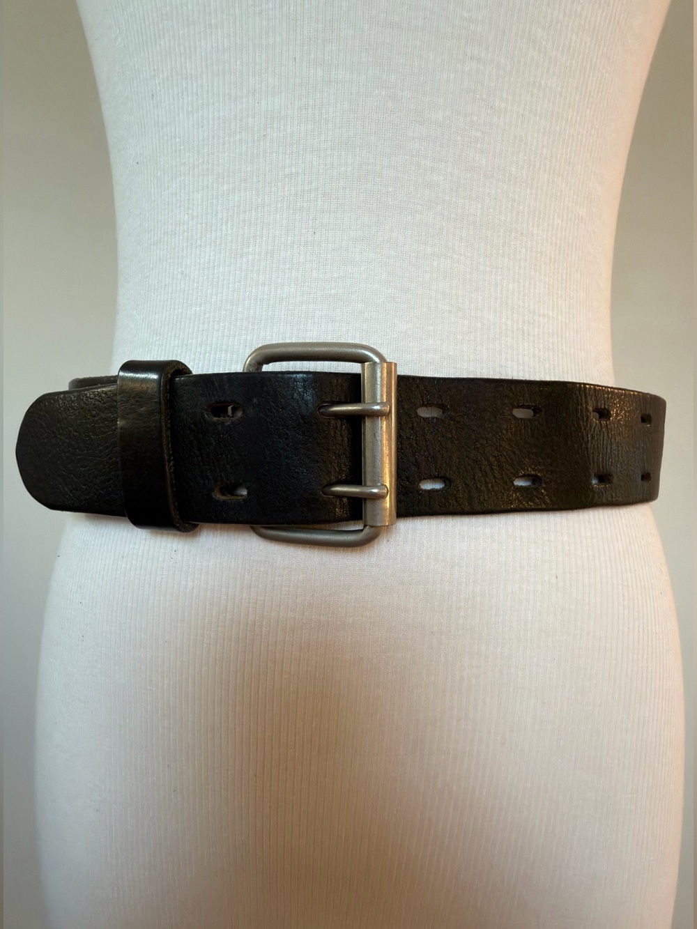 Vintage Y2K leather belt